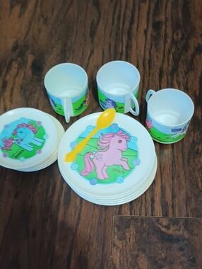 Pink Pony Party Plate and Cup Set - Unbranded